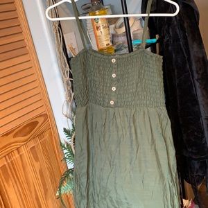 Green maxi dress